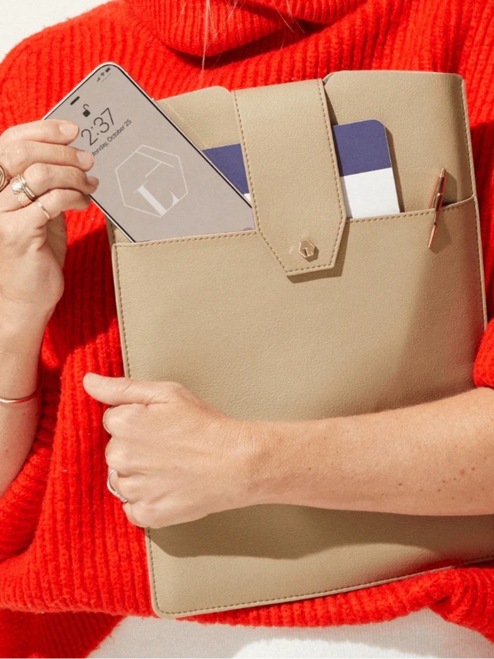 Tablet Sleeve with Front Pocket in Taupe